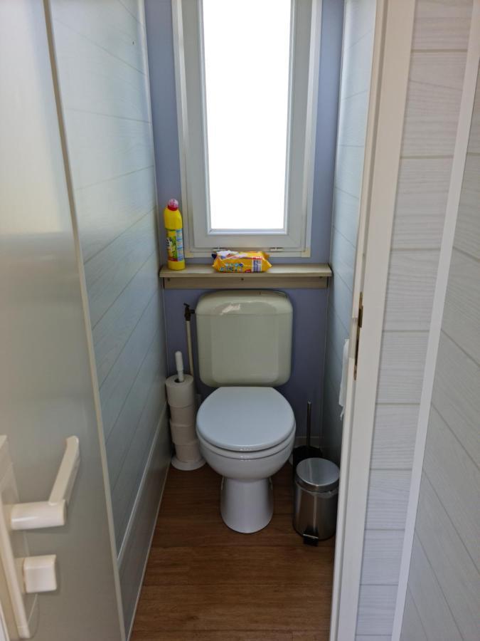 Kerlinga Hotel Bredene Esterno foto