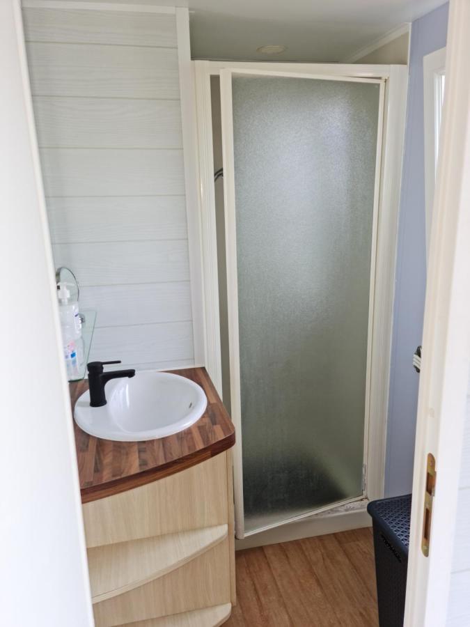 Kerlinga Hotel Bredene Esterno foto